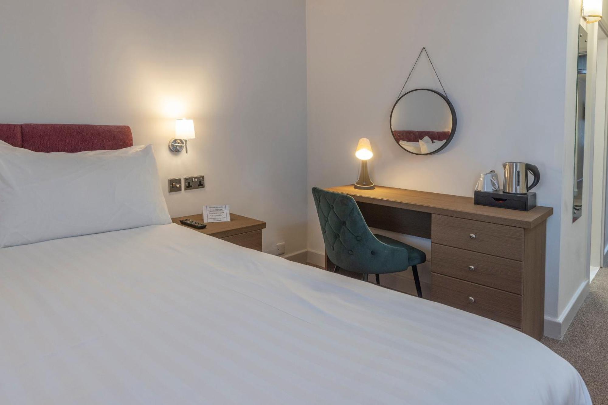 Best Western Wakefield Hotel St Pierre Exterior foto